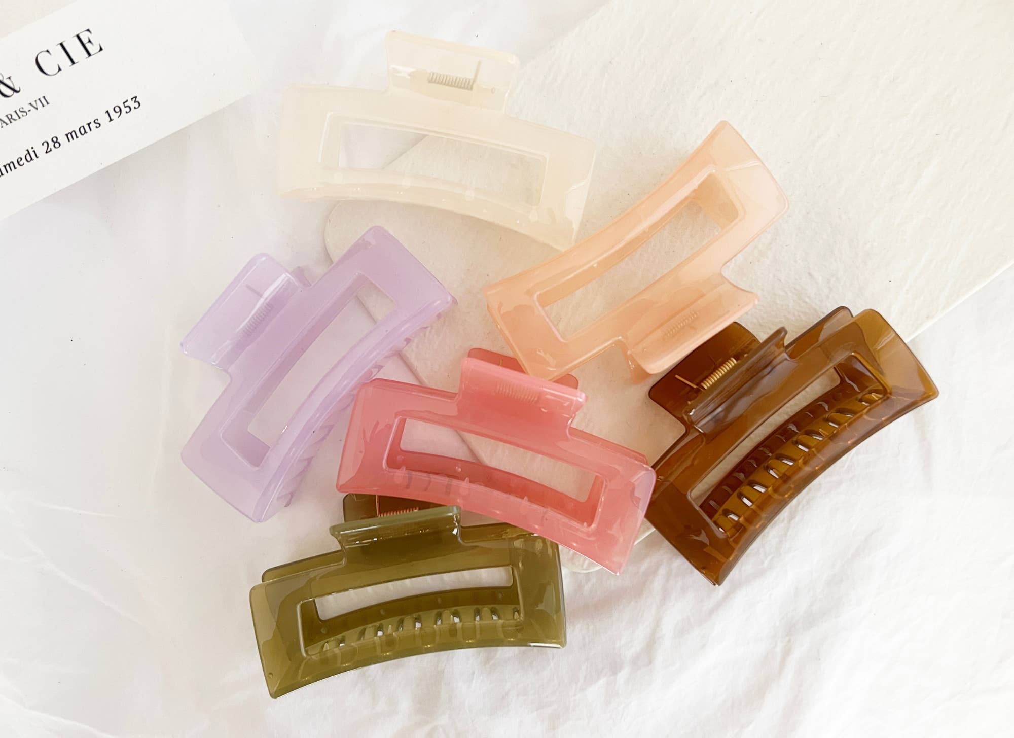 Jumbo 4-Inch Betty Jelly Hair Clips